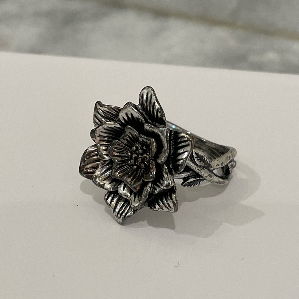 Flower Ring 12$